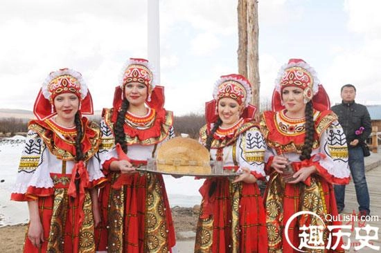 俄罗斯族的圣诞节 俄罗斯族的圣诞节怎么过? 俄罗斯族的圣诞节 俄罗斯族的圣诞节怎么过?