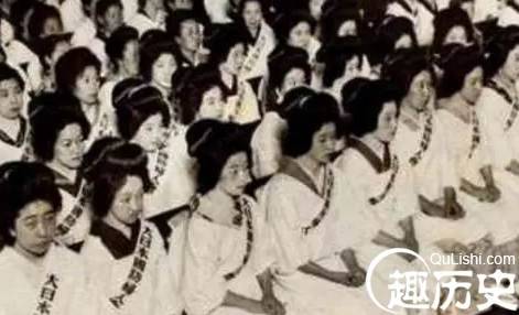 1514428471520367.png blob.png