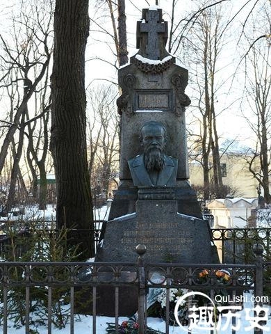 亚历山大•涅夫斯基雕像